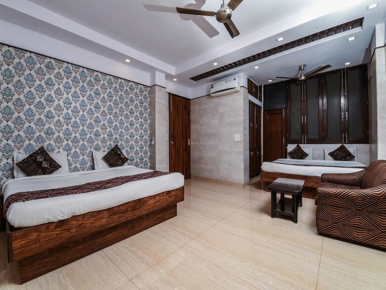 Hotel Oyo 7304 Stay Jangpura