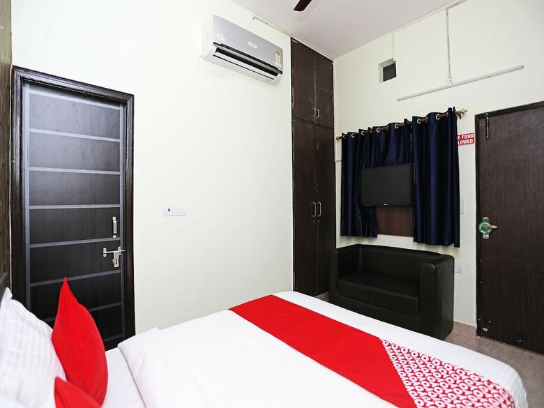 Hotel Oyo 17293 Country Residency