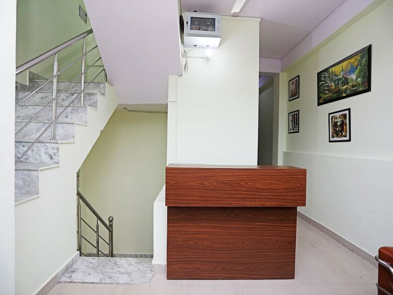 Hotel Oyo 17293 Country Residency