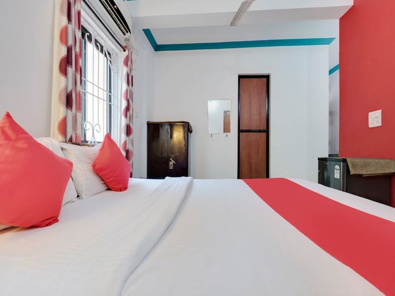 Hotel Oyo 3400 Waves 18