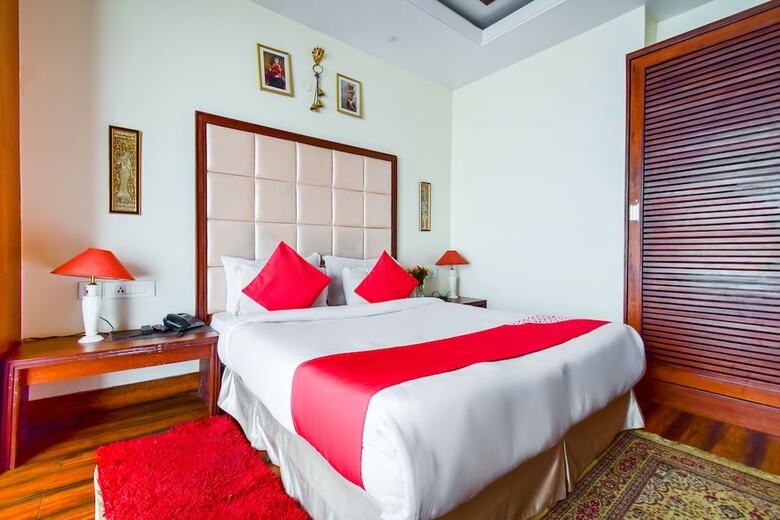 Hotel Oyo 14170 Kufri Star Inn