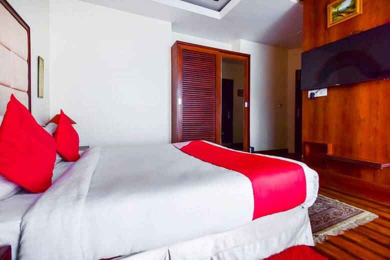 Hotel Oyo 14170 Kufri Star Inn