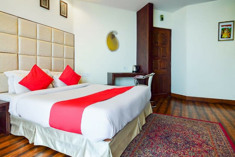 Hotel Oyo 14170 Kufri Star Inn