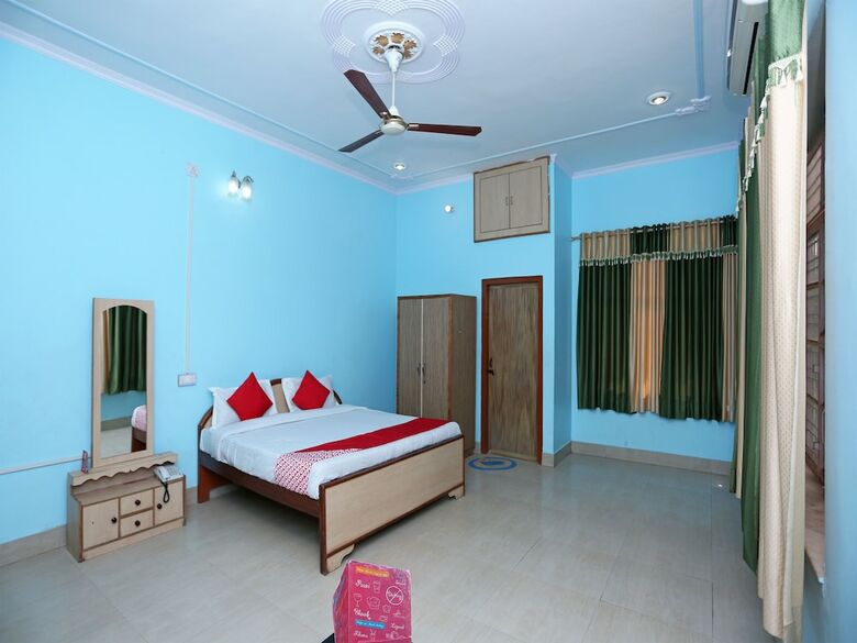 Oyo 15492 Hotel Dolly