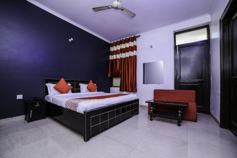 Hotel Oyo 26666 Refuge Home Stays