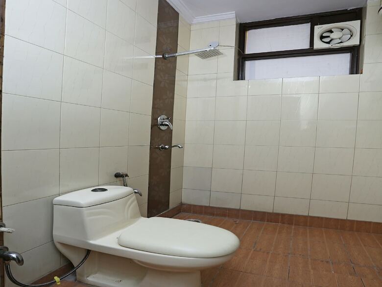 Hotel Oyo 26666 Refuge Home Stays