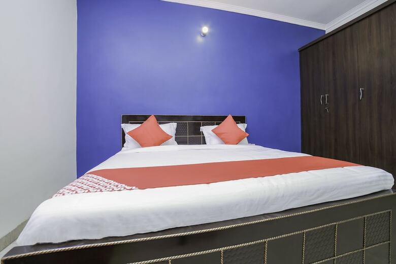 Hotel Oyo 26666 Refuge Home Stays