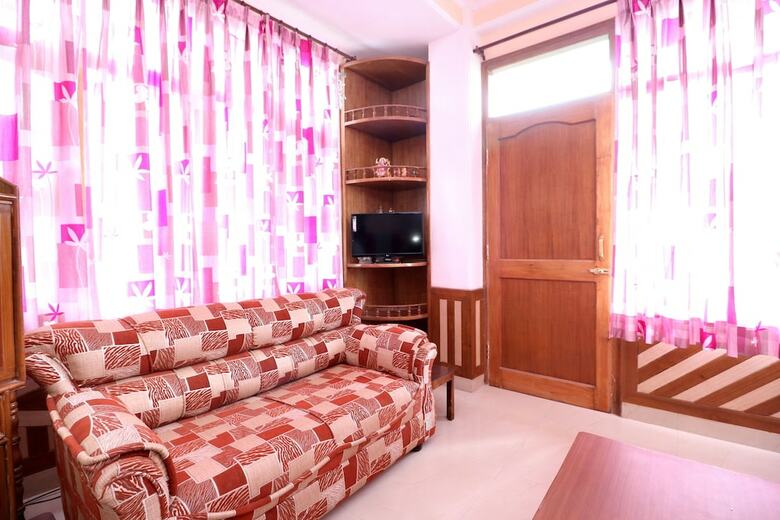 Apartamentos Oyo Home 16757 Comfy 2bhk