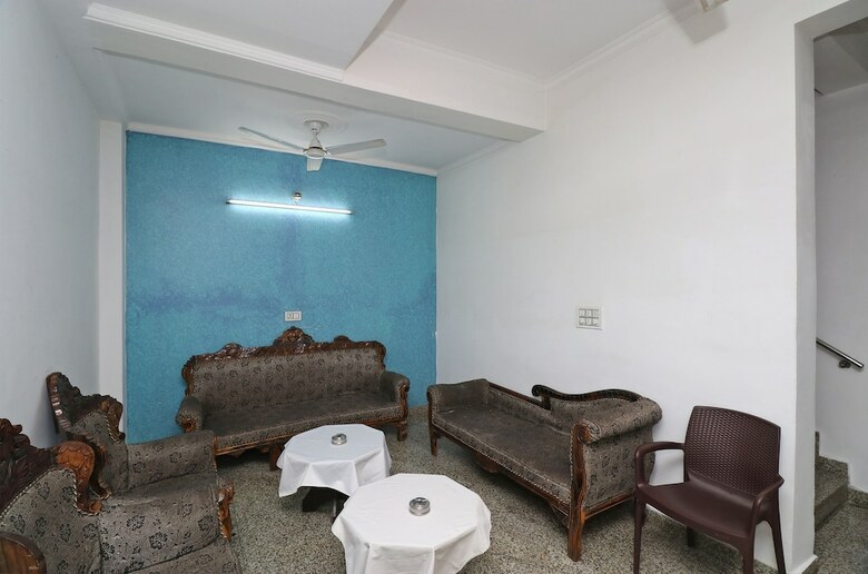 Hotel Oyo 22711 Rajni Guest House