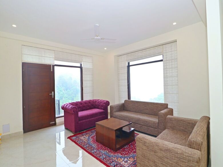 Hotel Oyo Home 16567 Nature Pride Villa