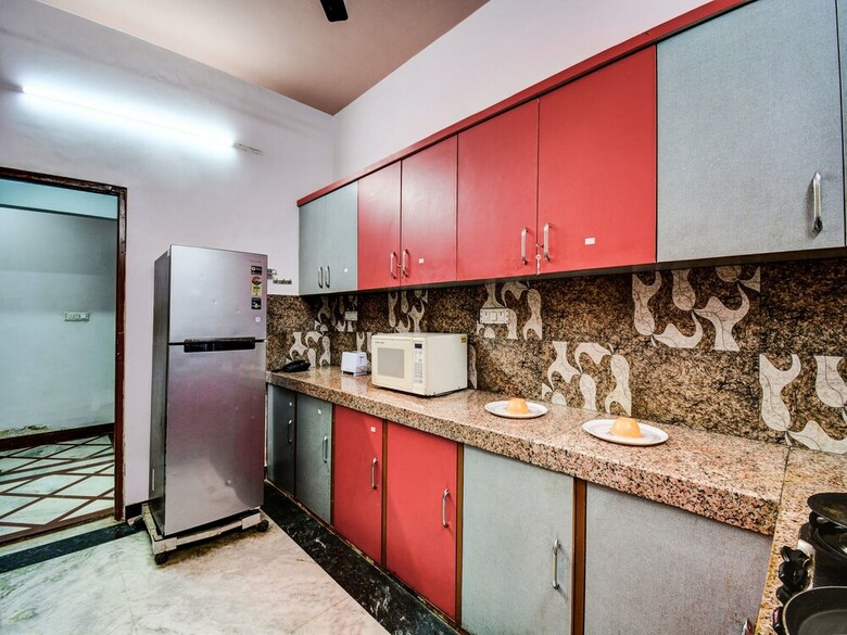 Hotel Oyo Home 18575 Luxury Stay