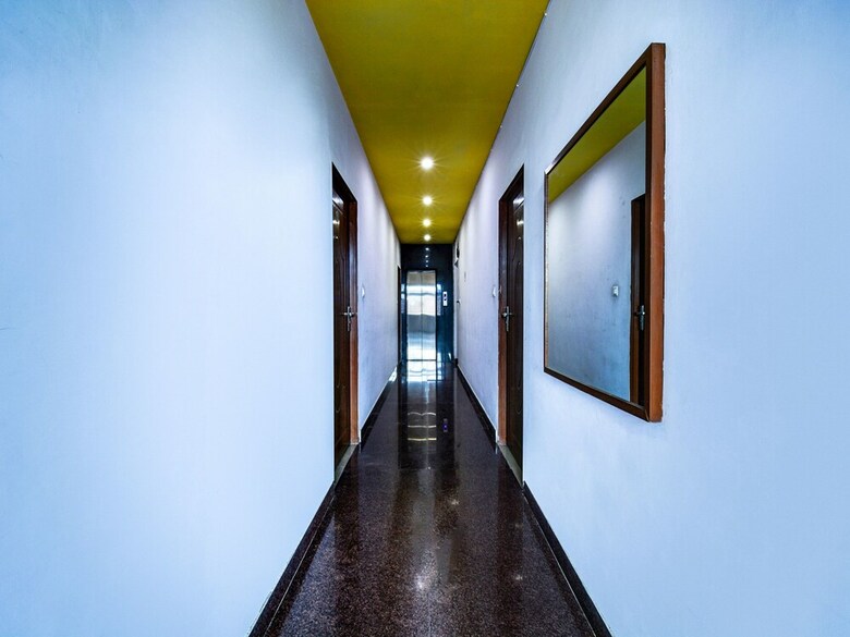 Hotel Oyo Home 18575 Luxury Stay