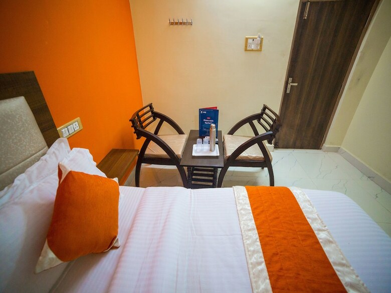 Hotel Oyo 8147 Short Stay S