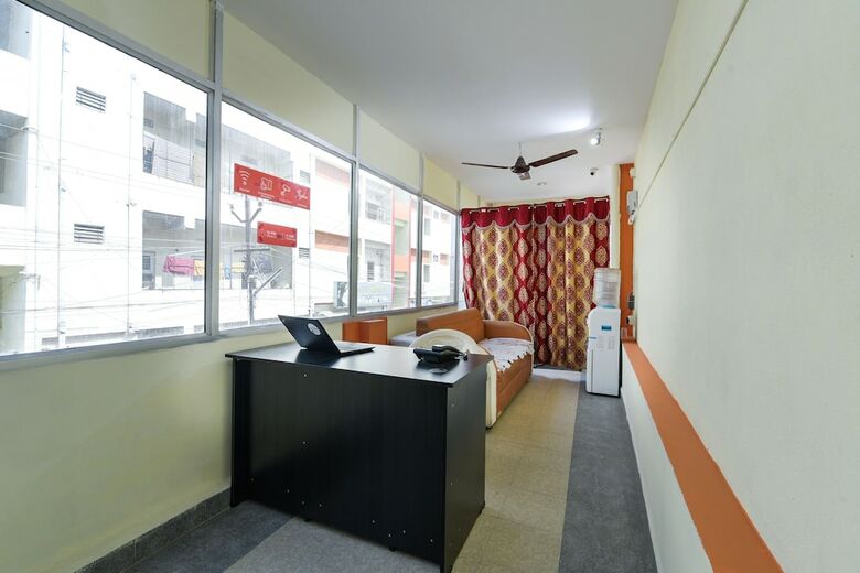 Hotel Oyo 8147 Short Stay S