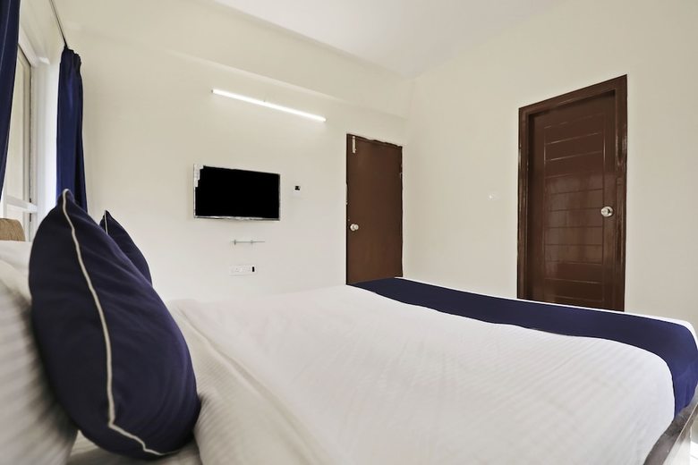 Hotel Silverkey Executive Stays 24644 Electronic City Phase- II