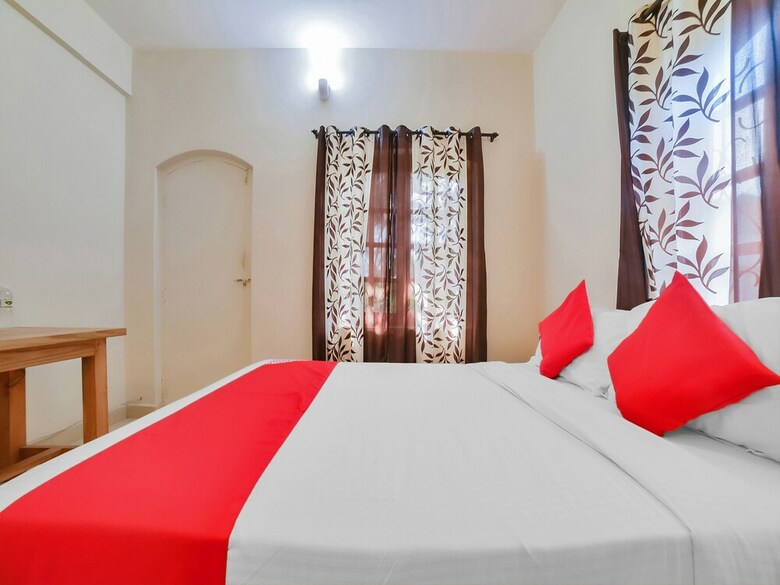 Hotel Oyo 35492 Solitude Resort