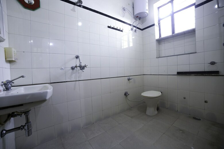 Oyo Home 19921 Cosy 3bhk