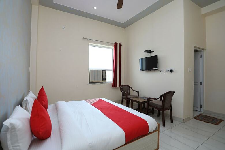 Hotel Oyo 17291 Shree Ram Palace