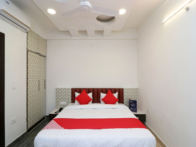 Oyo Flagship 15432 Hotel The Nest