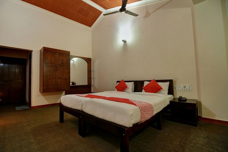 Hotel Oyo 19504 Phalguni River Lodge