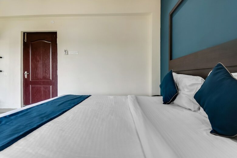 Hotel Oyo Flagship 18452 Pritam Airport Inn