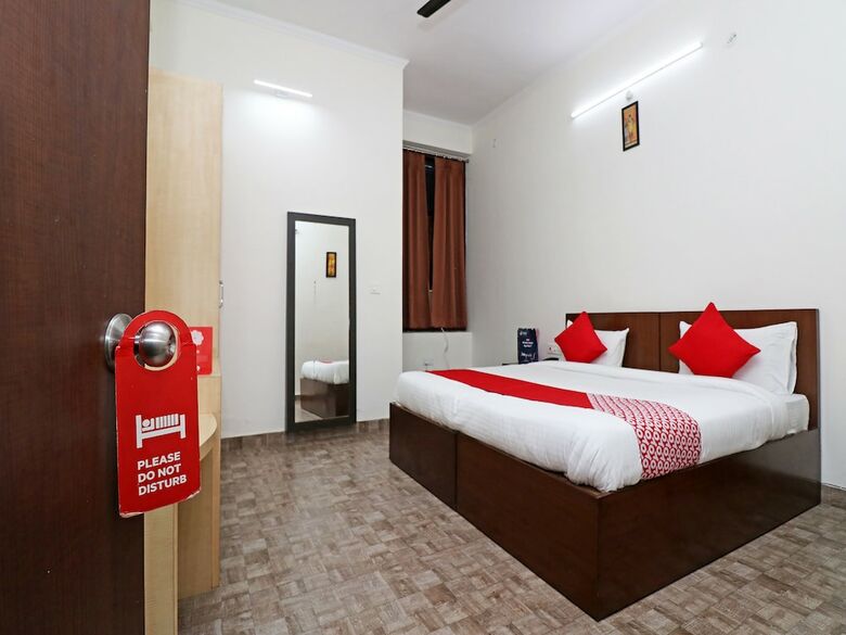Oyo 26611 Anand Mangal Hotel
