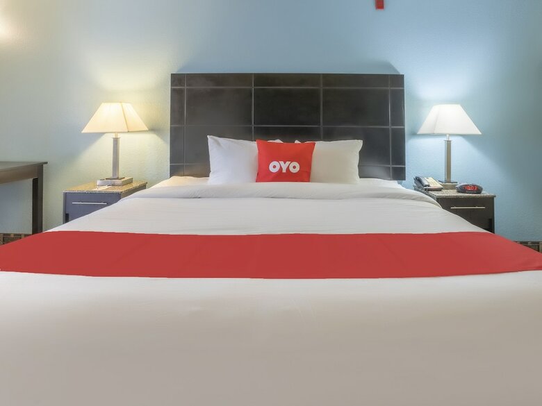 Oyo Hotel Knoxville Tn Cedar Bluff I-40