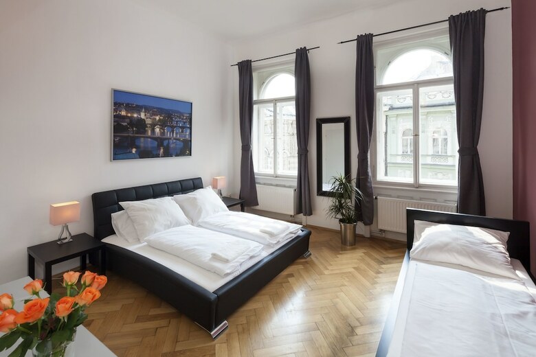 Capital Apartments City