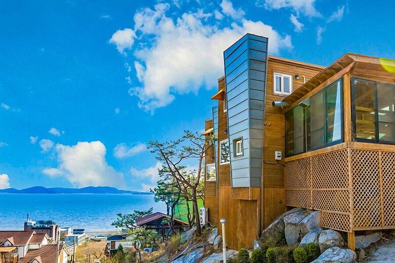 Ganghwa Skyhills Pension