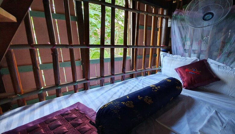 Hotel Queen Ponaland Homestay