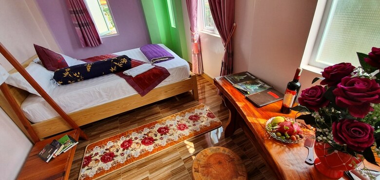 Hotel Queen Ponaland Homestay