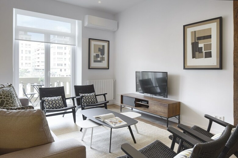 Apartamentos Gran V�a By Feelfree Rentals