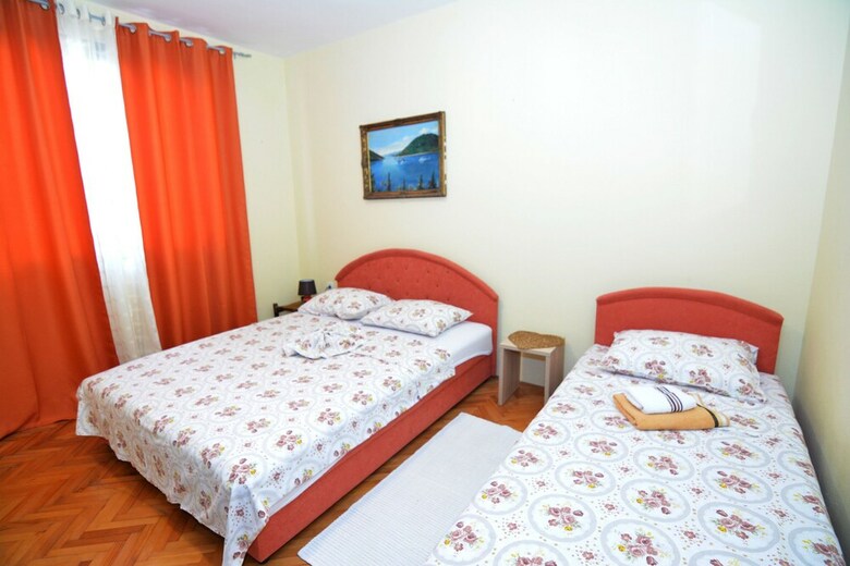 Apartamentos Holiday Home Cattaro