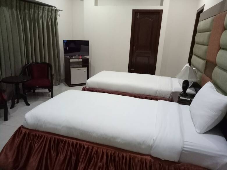 Grand Lake View Hotel