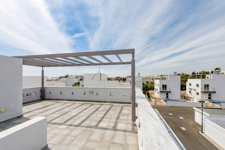 Nissini Villa #18