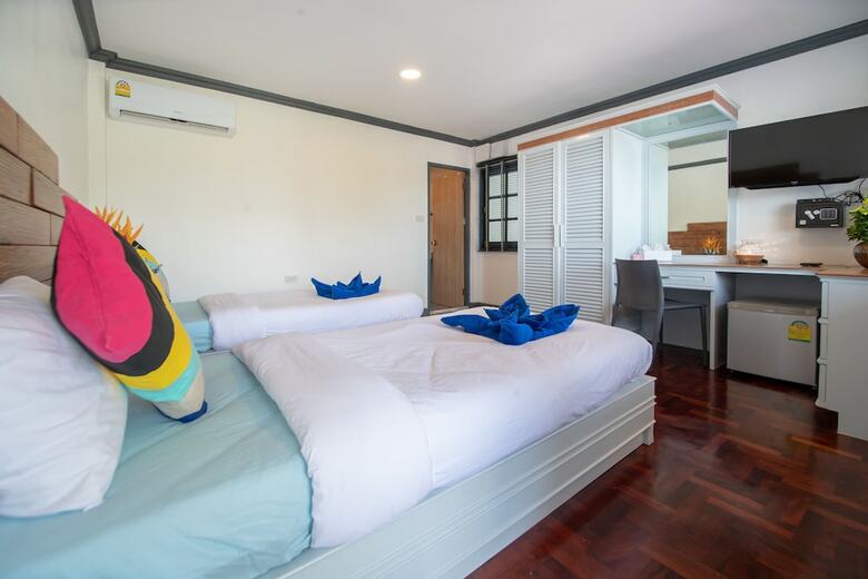 Hostal The Rock Samui - Hostel