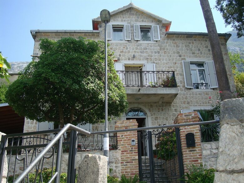 Apartamentos Villa Zvicer