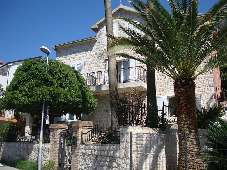 Apartamentos Villa Zvicer