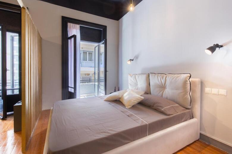 Soho Apartments