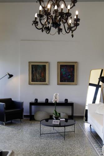 Soho Apartments