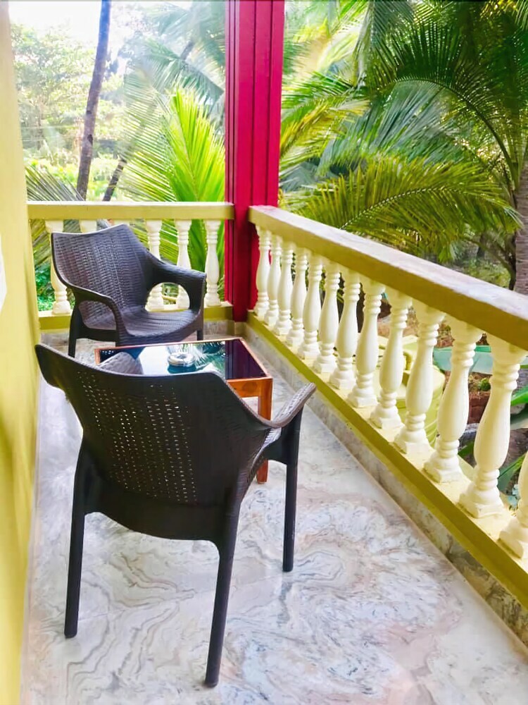 Bed & Breakfast Laliguras Villa
