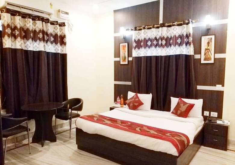 Hotel Comfort Rooms K R Group