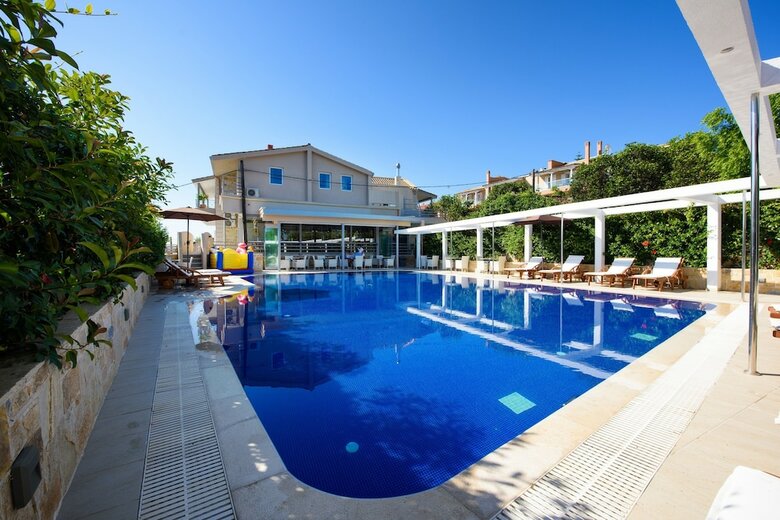 Aparthotel Angelo Del' Arte Estate