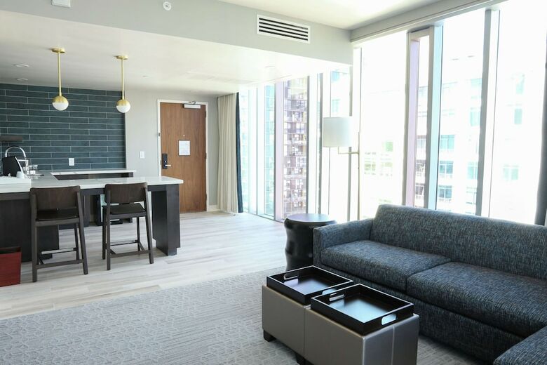 Carte Hotel San Diego Downtown, Curio Collection By Hilton