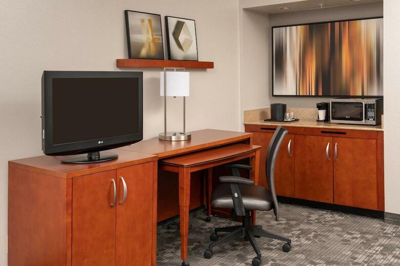 Hotel Courtyard Miami Lakes By Marriott