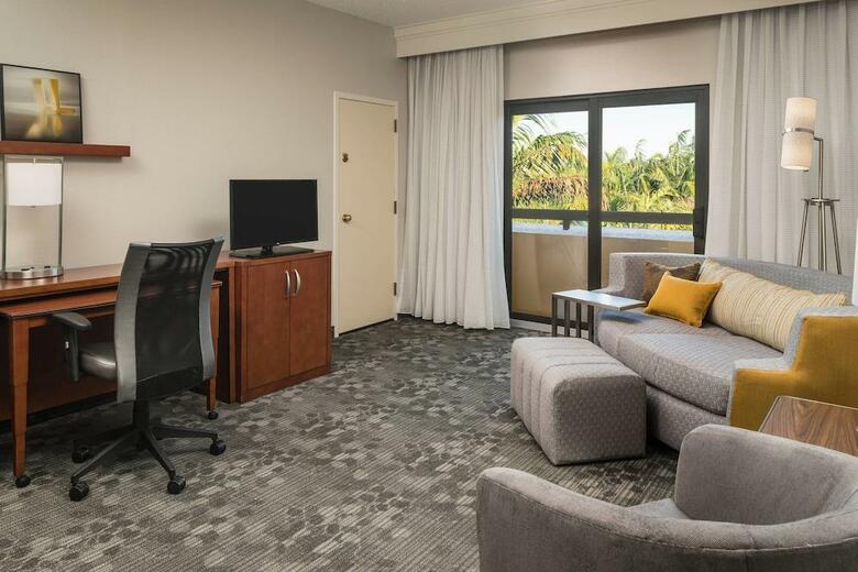 Hotel Courtyard Miami Lakes By Marriott