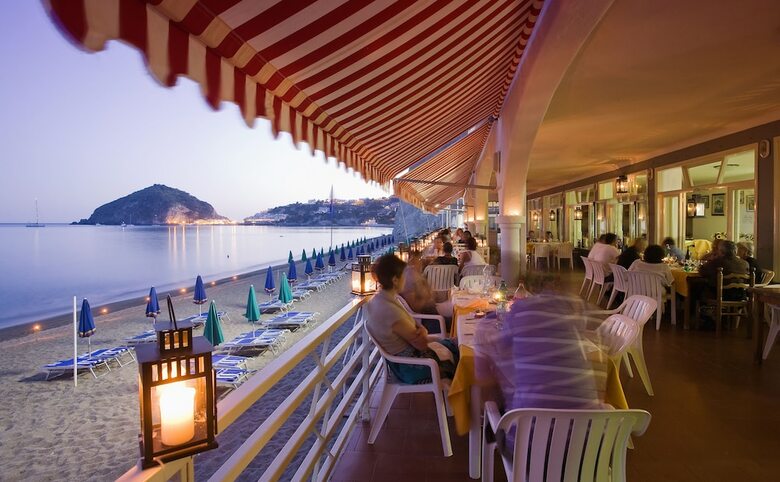 Hotel Vittorio Beach Resort