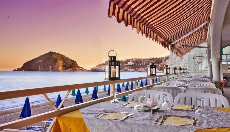 Hotel Vittorio Beach Resort
