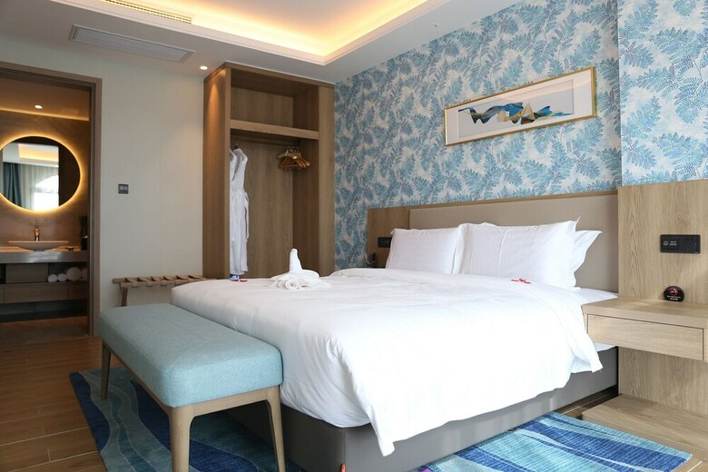 Aparthotel Emerald Bay Hotel Fuxian Lake
