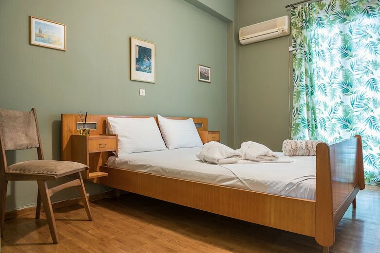 Vintage Athens Apartment